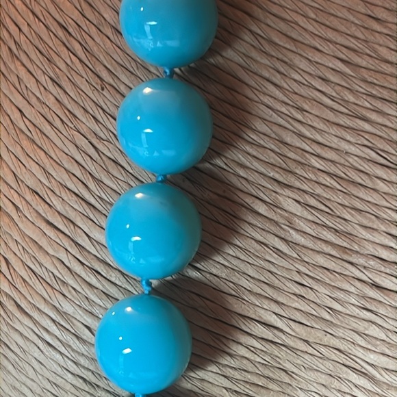 Sleeping Beauty colored Shell Pearls - Picture 6 of 6